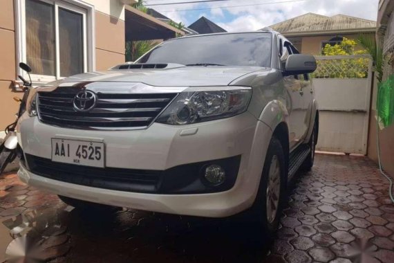 FOR SALE Toyota Fortuner V variant 4x4