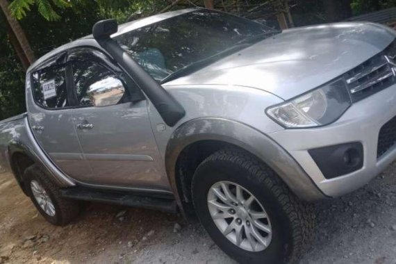 Rush for sale Mitsubishi Strada 2010