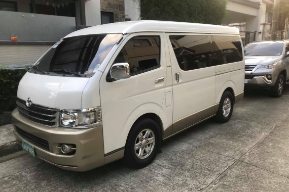 2010 Toyota Hi-Ace Super Grandia for sale