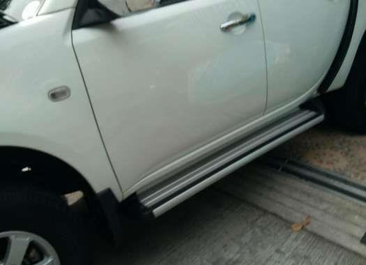 SELLING MITSUBISHI Strada Pick up