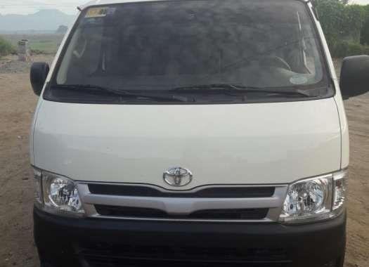 For sale Toyota HIACE Commuter 2013 model