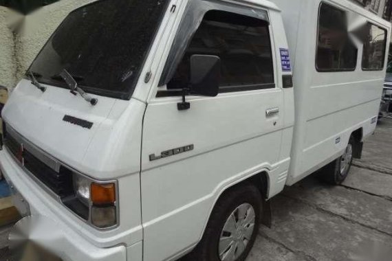RUSH! 2005 Mitsubishi L300 FB Van