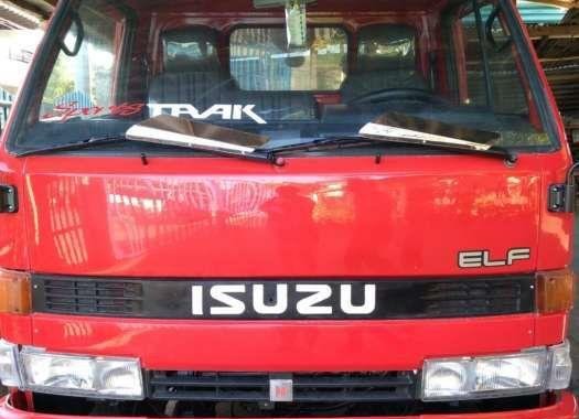 Well-kept Isuzu Elf DropSide for sale