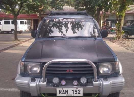 SELLING Mitsubishi Pajero 3 doors