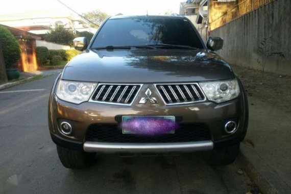 2010 Montero GLX manual for sale