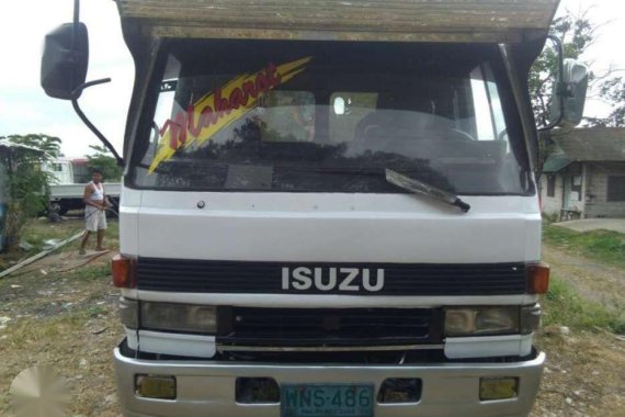 Isuzu Forward truck 6bg1 engine 20ft long