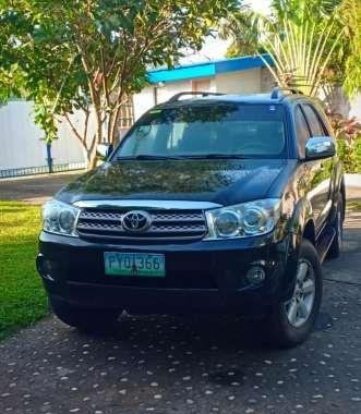 2011 TOYOTA Fortuner 4x2 Gasoline FOR SALE