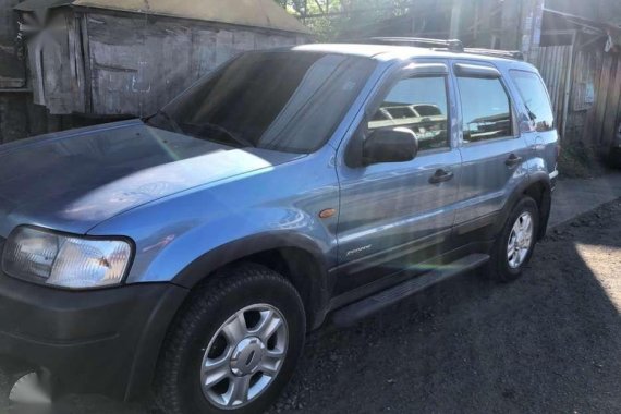 Like new Ford Escape for sale