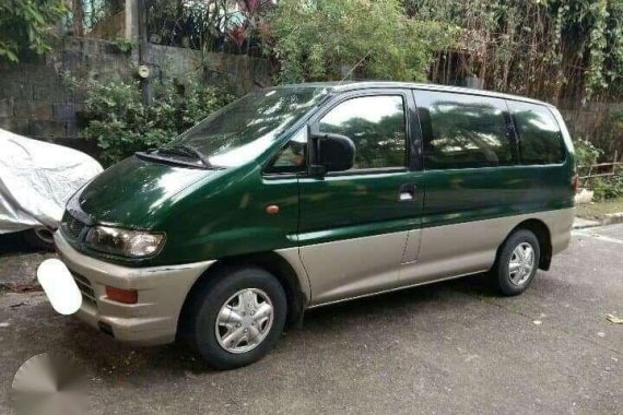 Mitsubishi Spacegear Green Silver Manual Transmission Diesel Type