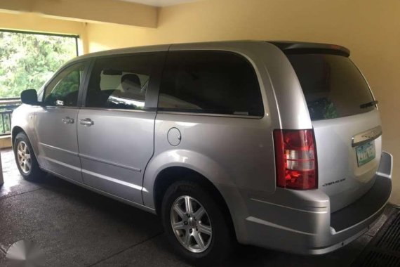 2008 Chrysler Town and Country for sale