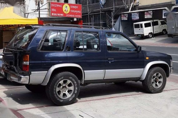 1996 4x4 Nissan Terrano gas manual