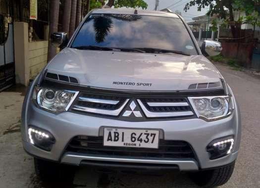 SELLING MITSUBISHI Montero 2015 glsv