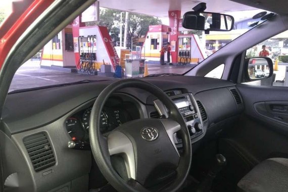 2013 Toyota Innova E for sale