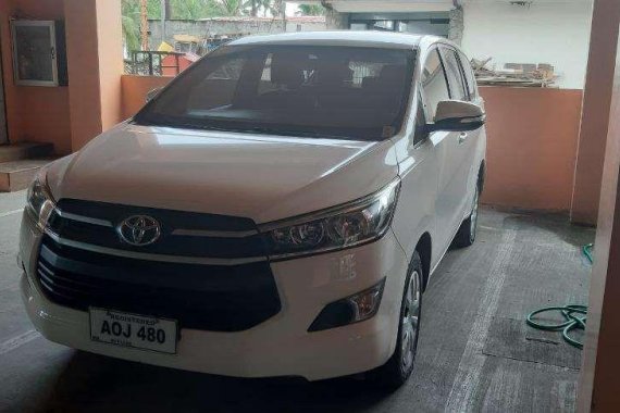 SUV -Toyota Innova 2017 manual transmission