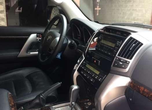 2014 Toyota Land Cruiser VX LC200 for sale