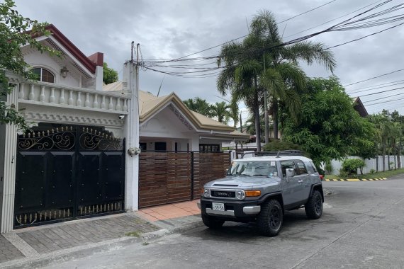 2018 Toyota FJ Cruiser 2kms only! 