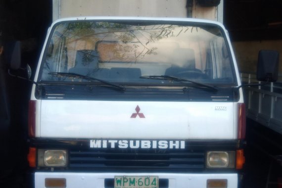 Mitsubishi Canter 2000 for sale