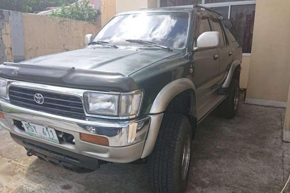 TOYOTA Hilux surf ssrx 4x4 1989 model 