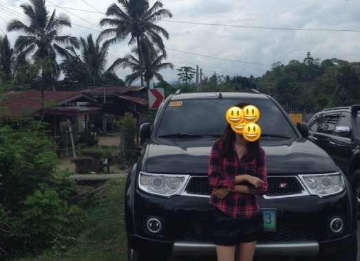 Mitsubishi BLACK MONTERO GLS V 2013 4x4