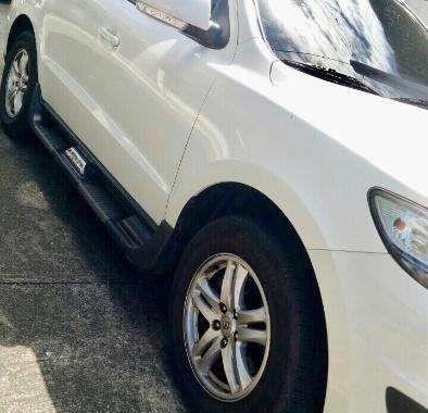 FOR SALE Hyundai Santa Fe year 2011. 