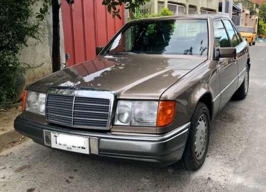 1990 Mercedes Benz W124 260E FOR SALE