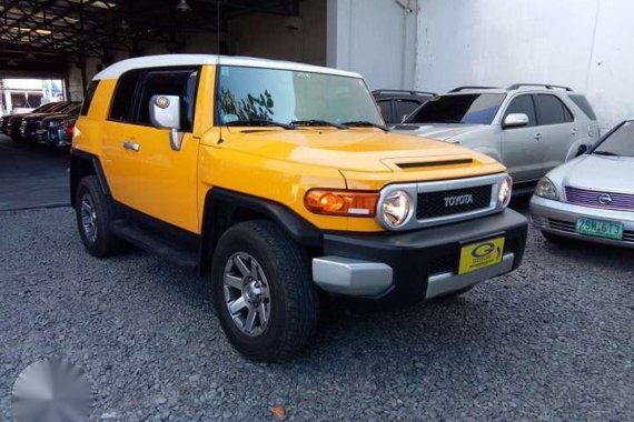 2015 Toyota FJ Cruiser. V6 gasoline engine.