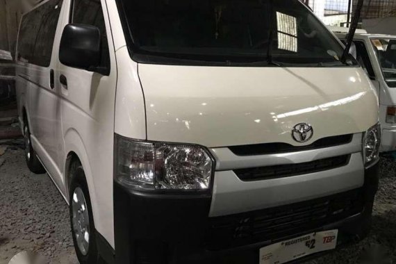 2018 Toyota Hiace Commuter 3.0L manual diesel 