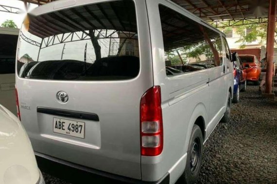 2016 Toyota Hiace Commuter 25 Manual