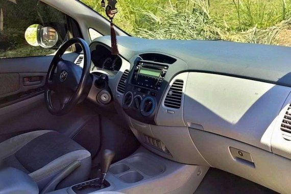 Toyota Innova E DIESEL 2009 for sale