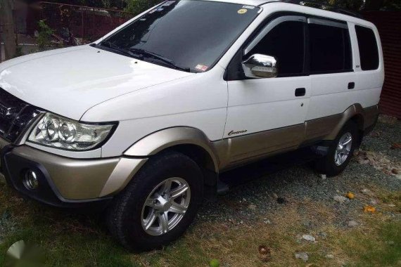 Isuzu Crosswind XUV 2.5L 2012 for sale