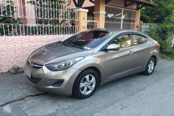 Hyundai Elantra 2013 automatic FOR SALE