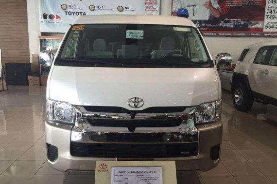 TOYOTA HIACE 2019 FOR SALE