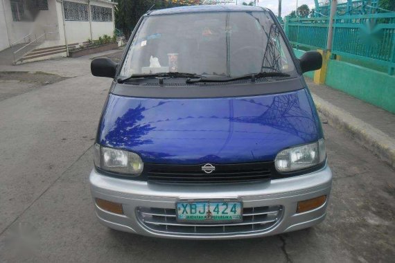 SELLING Nissan Serena 2002 diesel