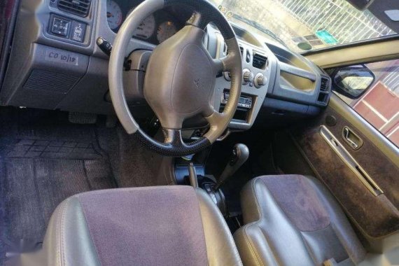 2004 Mitsubishi Adventure super sport, gas, automatic transmission