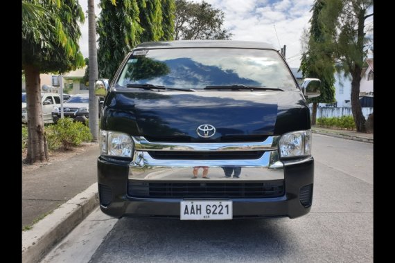 2014 Toyota Hiace Grandia GL AT for sale
