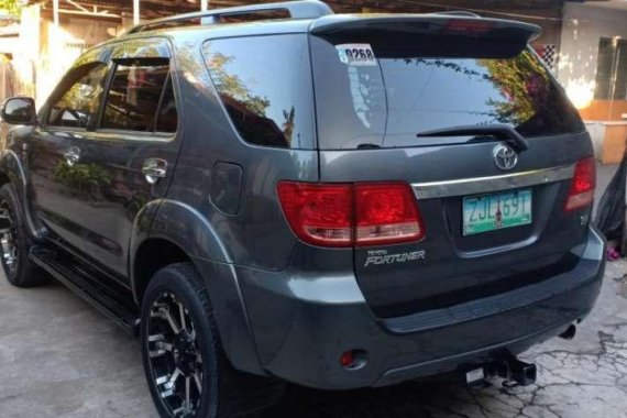 2008 TOYOTA Fortuner G vvti FOR SALE