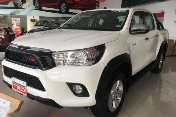 NEW TOYOTA HILUX 4X2 E M/T 2019