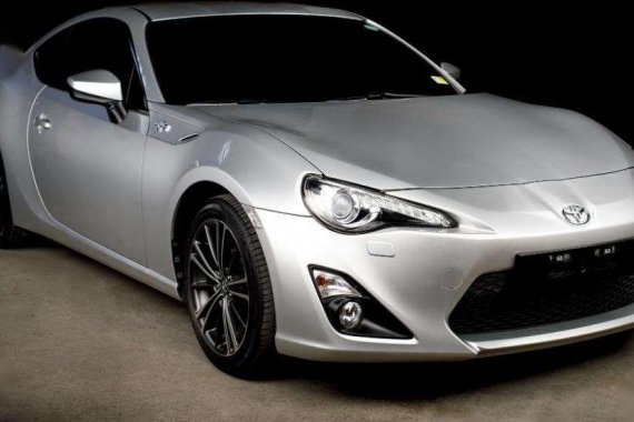 FOR SALE: Toyota 86 (2013 model)