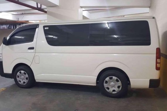 2017 Toyota Hiace Commuter Diesel for sale 