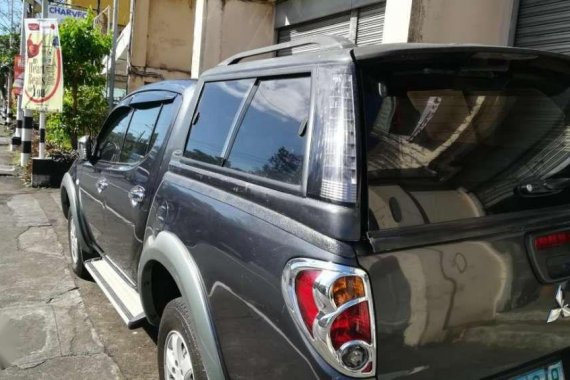 2010 MITSUBISHI Strada pick-up diesel manual campershell