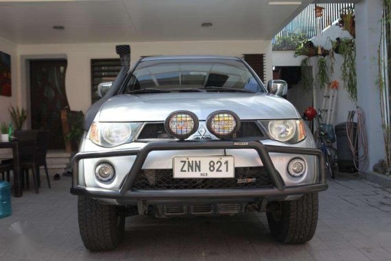 2008 Mitsubishi Strada GLS Sports 4x4 3.2 engine