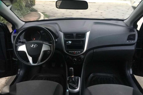 2012 Hyundai Accent MT FOR SALE