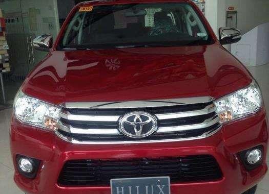 NEW TOYOTA HILUX 4X2 E M/T 2019