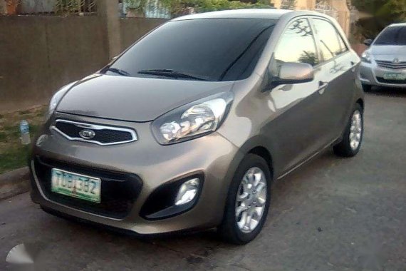 2012 Kia Picanto ex automatic top of the line super fresh