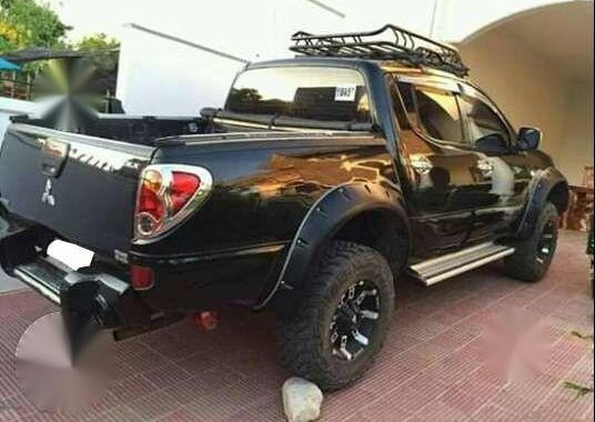 Mitsubishi Strada 2009 FOR SALE