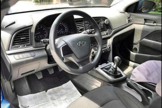 Hyundai Elantra 2017 MT for sale 