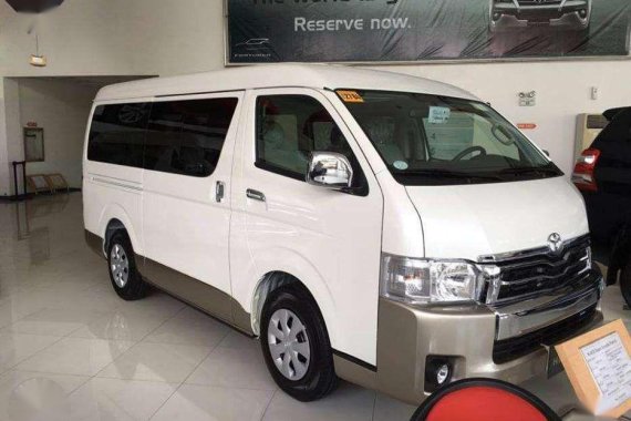 TOYOTA HIACE SUPER GRANDIA DIESEL M/T 2019 EURO 4