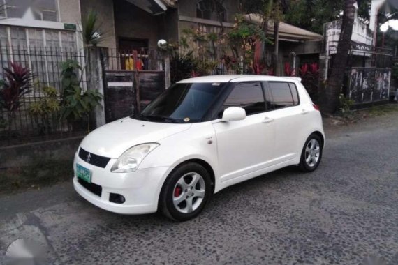 Suzuki Swift AT 2007 model. Rush sale 258k 