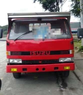 Selling Isuzu Elf dropside 2004 model