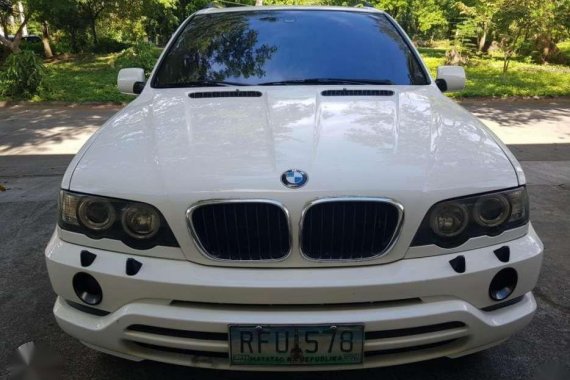 For sale Bmw X5 2000 model 4.4L top of the line